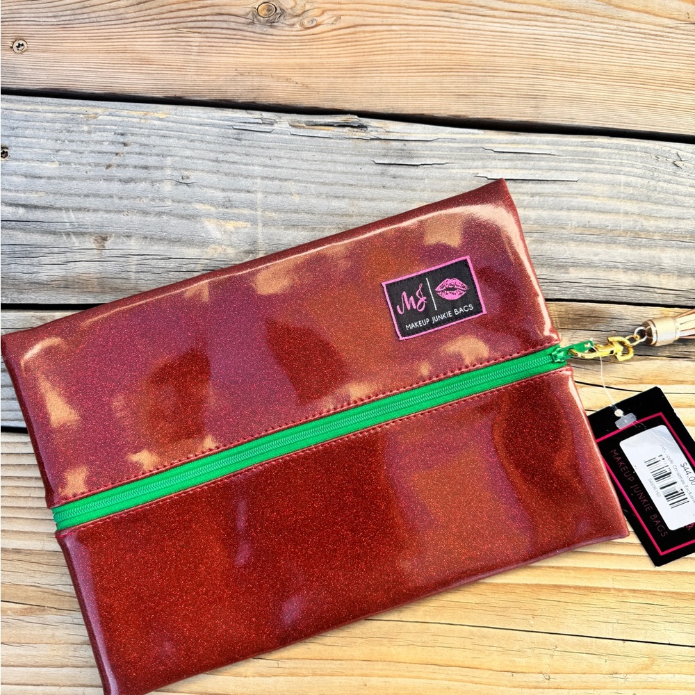 Makeup Junkie “Candy Apple” Shimmer Red Bag NWT, Green Zipper, Small flaw